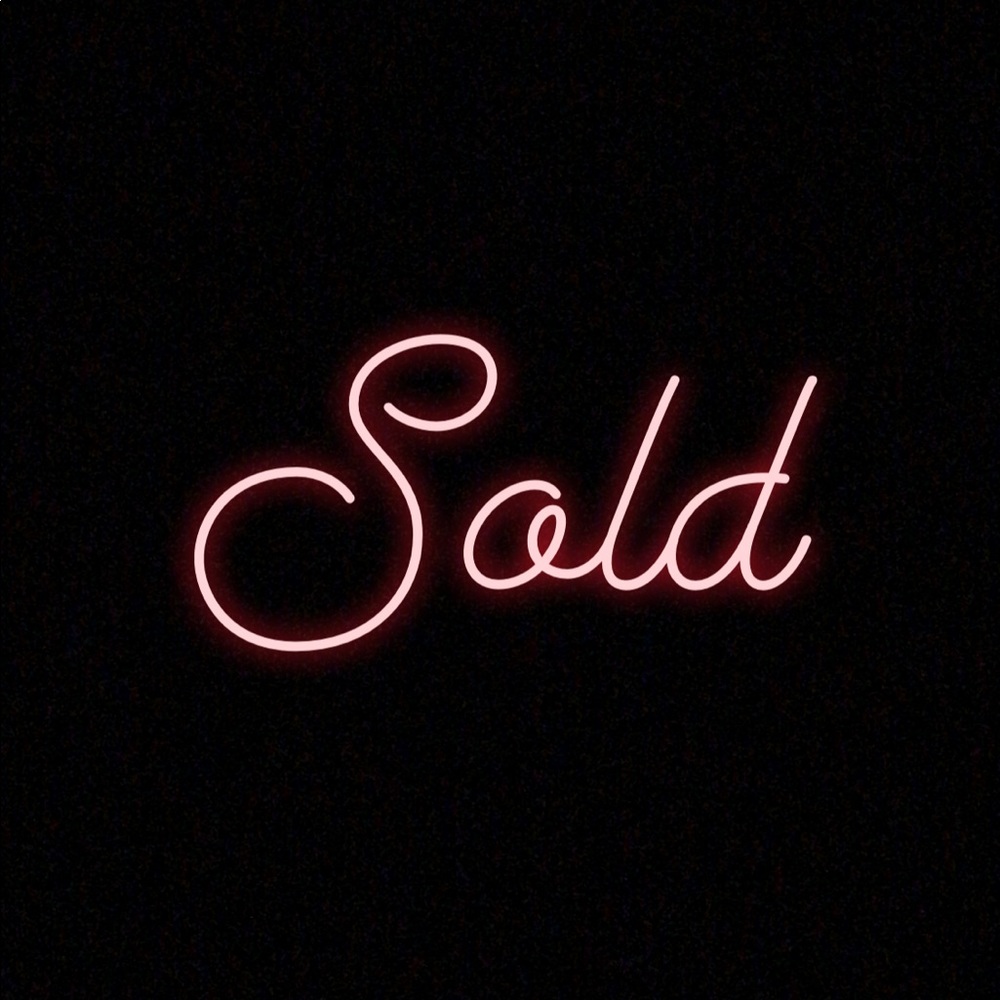 EVERYTHING SOLD BEYOND THIS POINT ✨✨✨✨